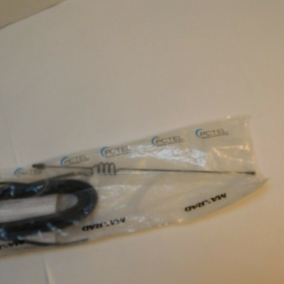 PCTEL APR852.3 Glass Mount Antenna 806-869MHz w/15' Cable & N-Male Connector - Picture 4 of 7